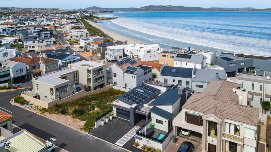 3 Bedroom Property for Sale in Calypso Beach Western Cape